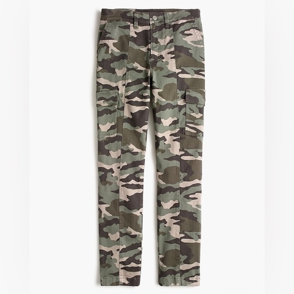 J. Crew Vintage Straight Cargo Pants in Camo Women’s size 25